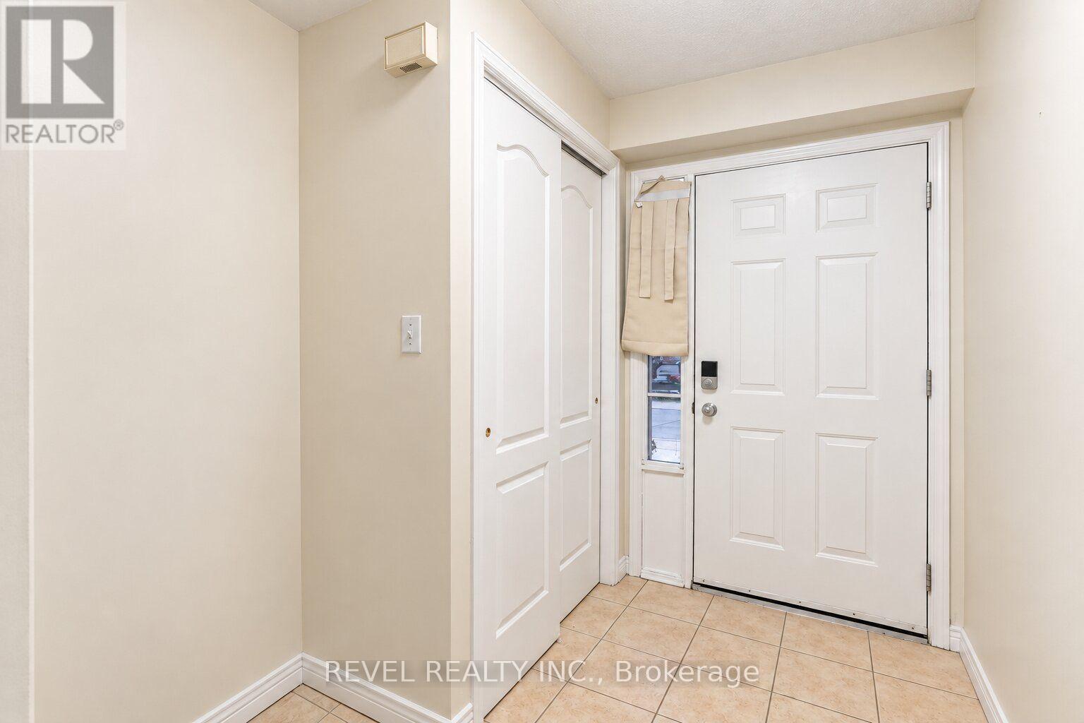 4 - 348 Highland Road W, Hamilton, Ontario  L8J 3W5 - Photo 4 - X13816550