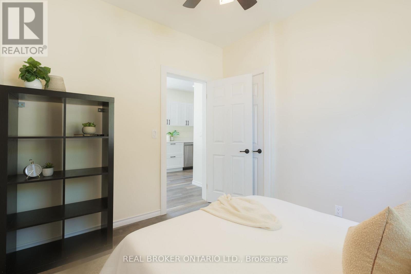 95 Fennell Avenue W, Hamilton, Ontario  L9C 1E9 - Photo 16 - X13816592