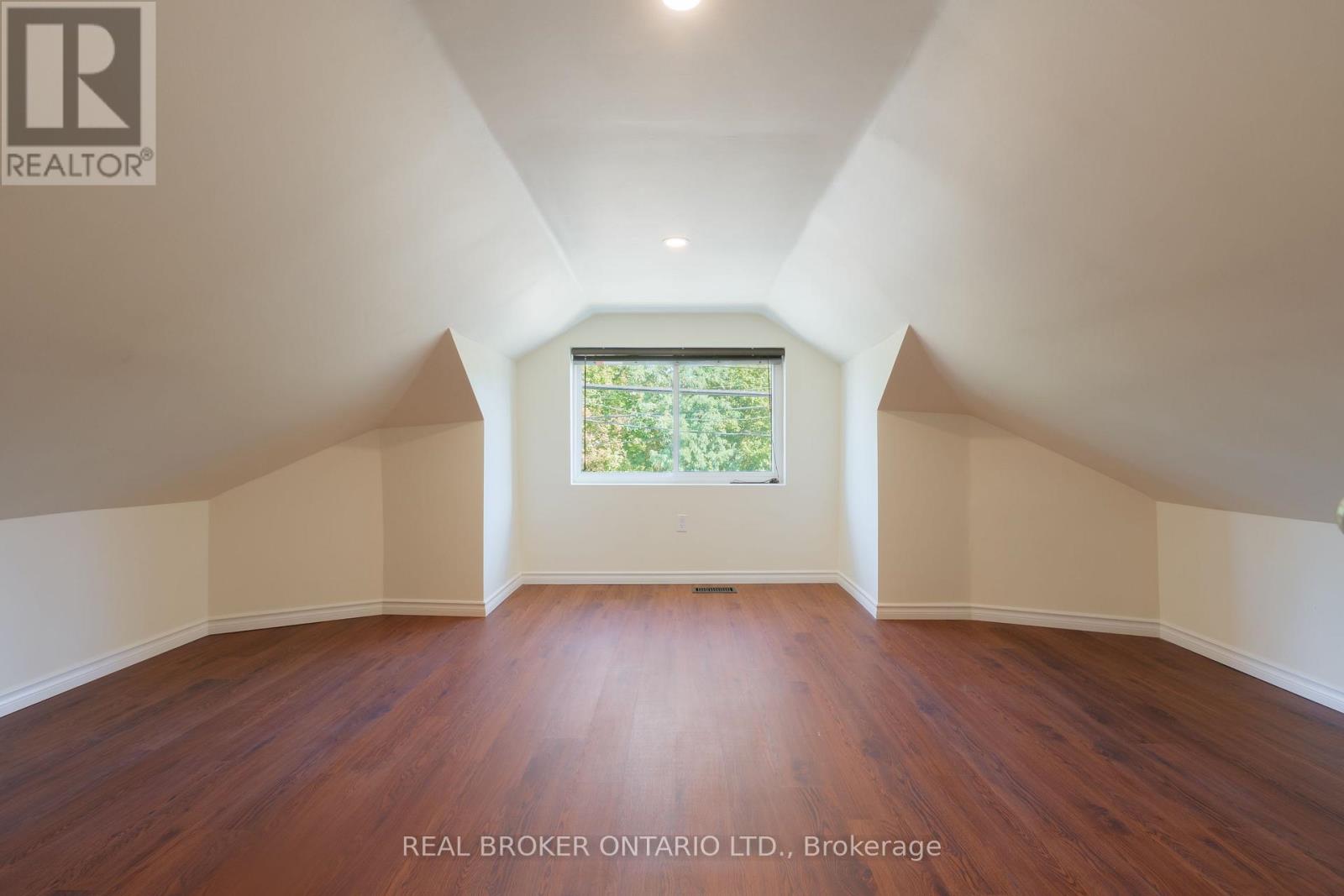 95 Fennell Avenue W, Hamilton, Ontario  L9C 1E9 - Photo 28 - X13816592