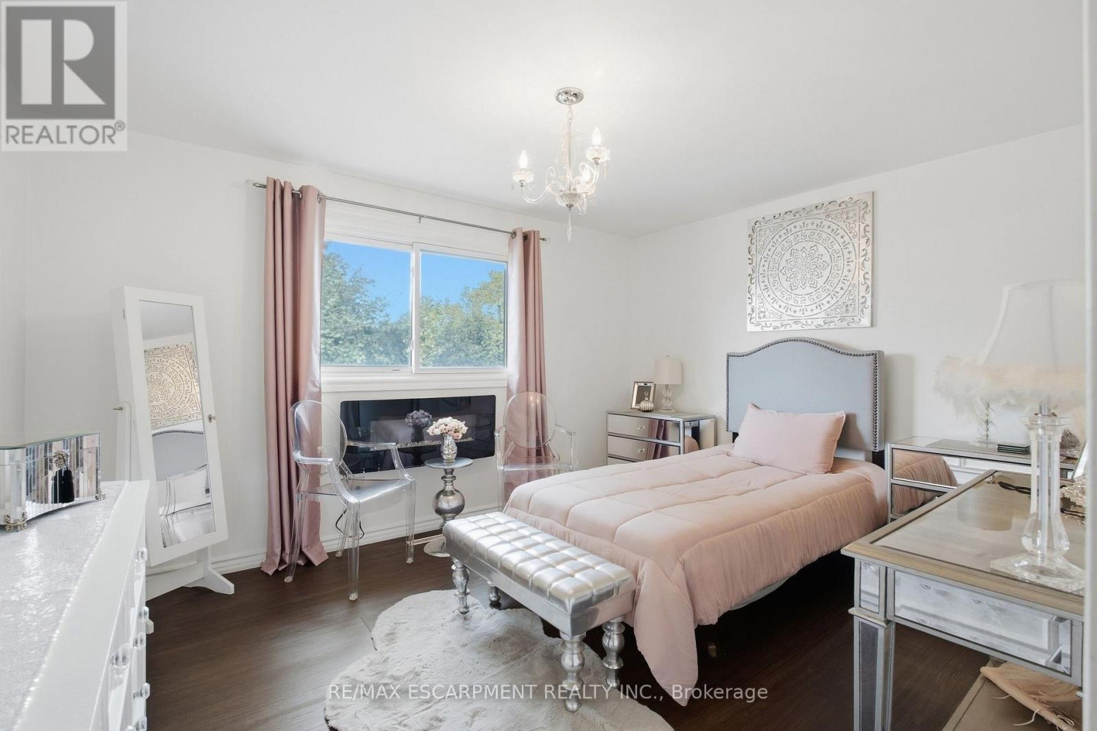 22 Sycamore Street, Hamilton, Ontario  L8T 3N7 - Photo 18 - X13816600