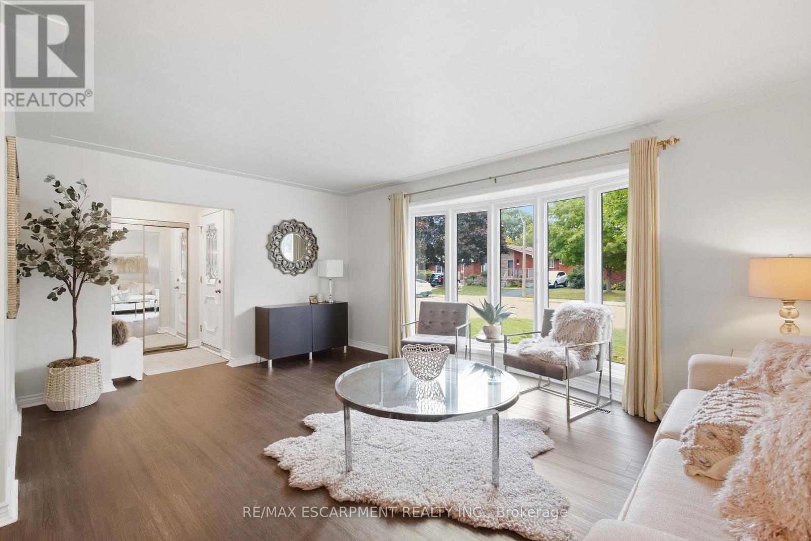 22 Sycamore Street, Hamilton, Ontario  L8T 3N7 - Photo 7 - X13816600