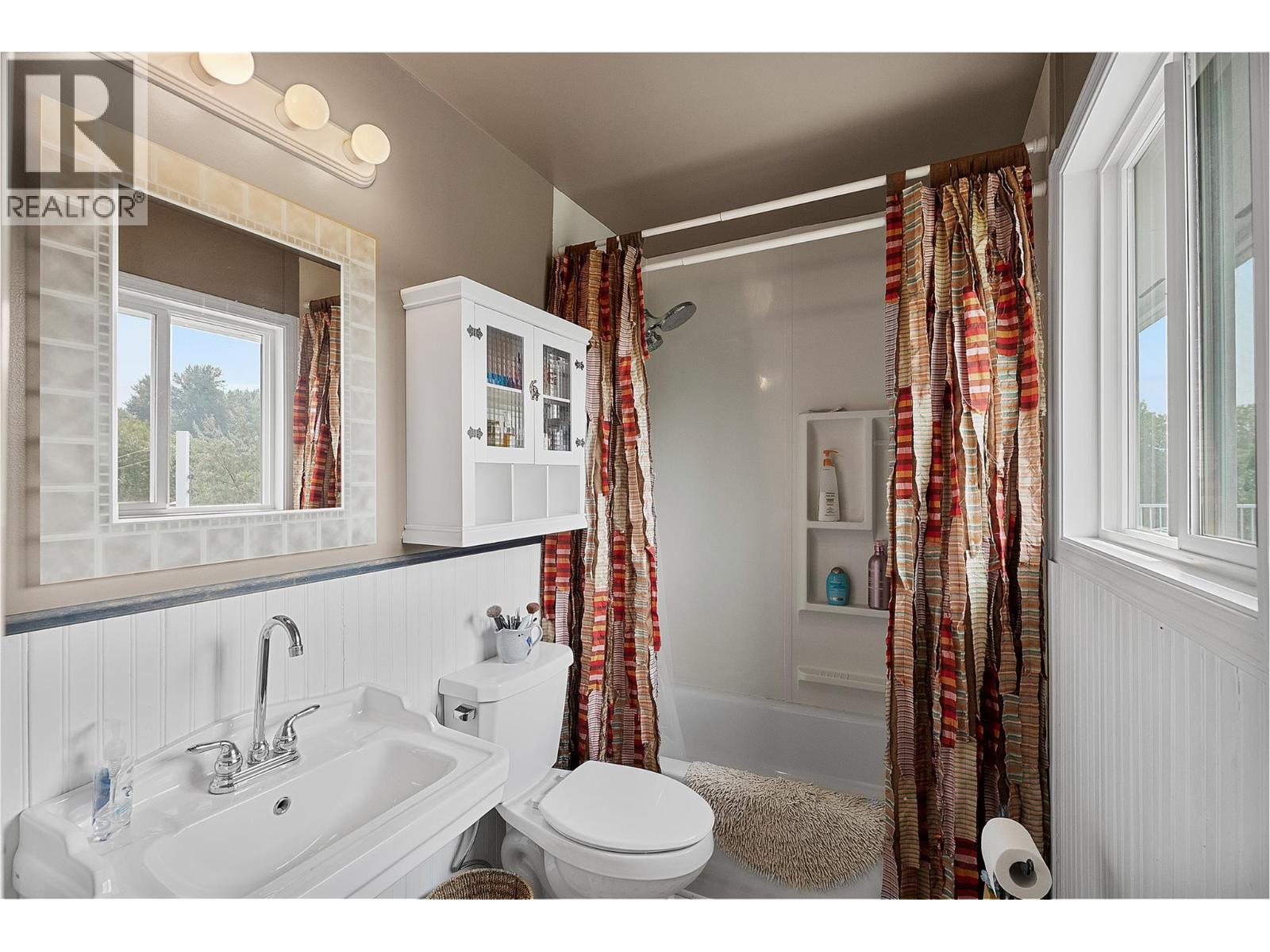 2176 Blackwell Avenue, Merritt, British Columbia  V1K 1J8 - Photo 31 - 10401327