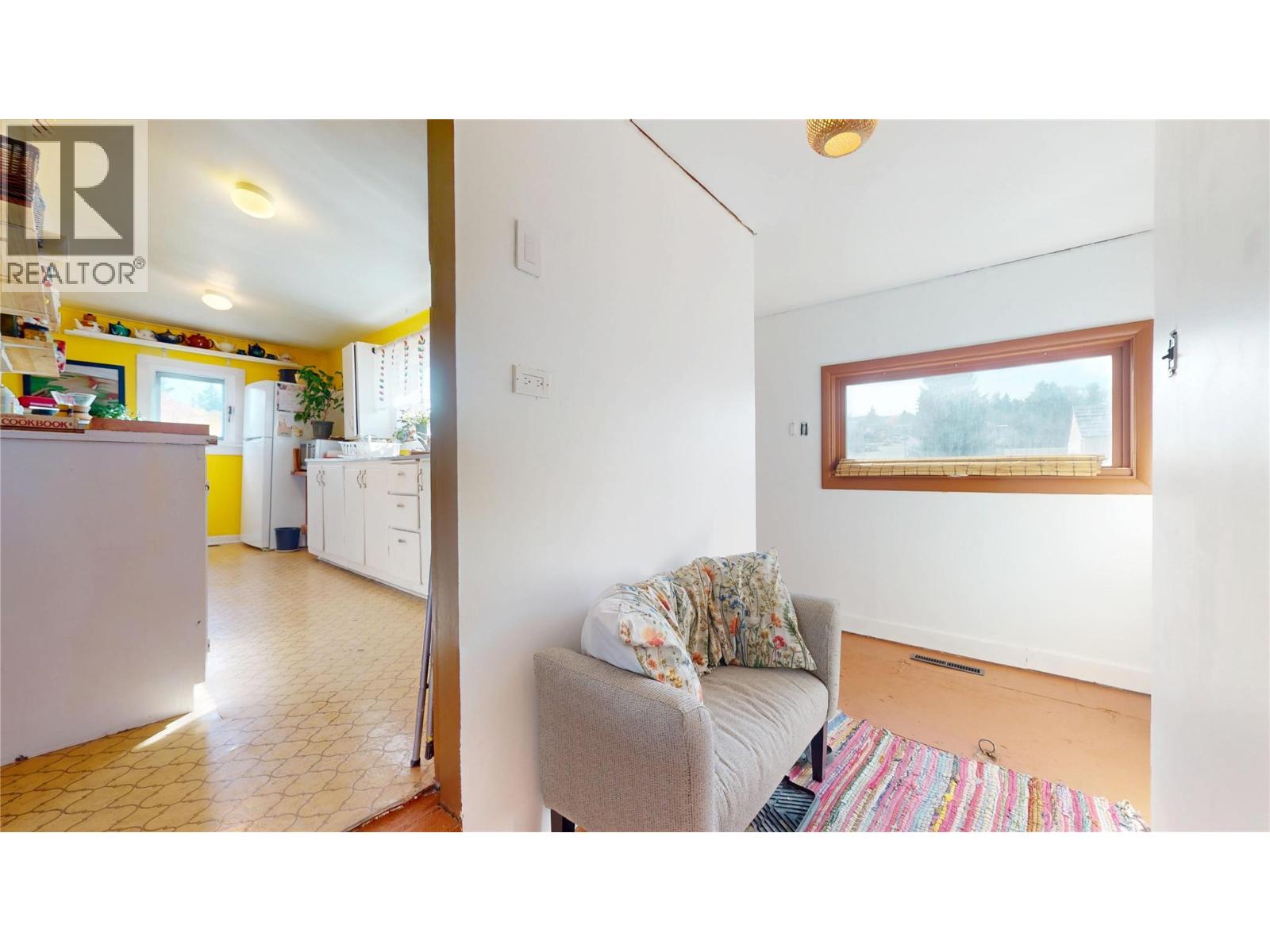 1005 11th Avenue S, Cranbrook, British Columbia  V1C 2R6 - Photo 19 - 10401658
