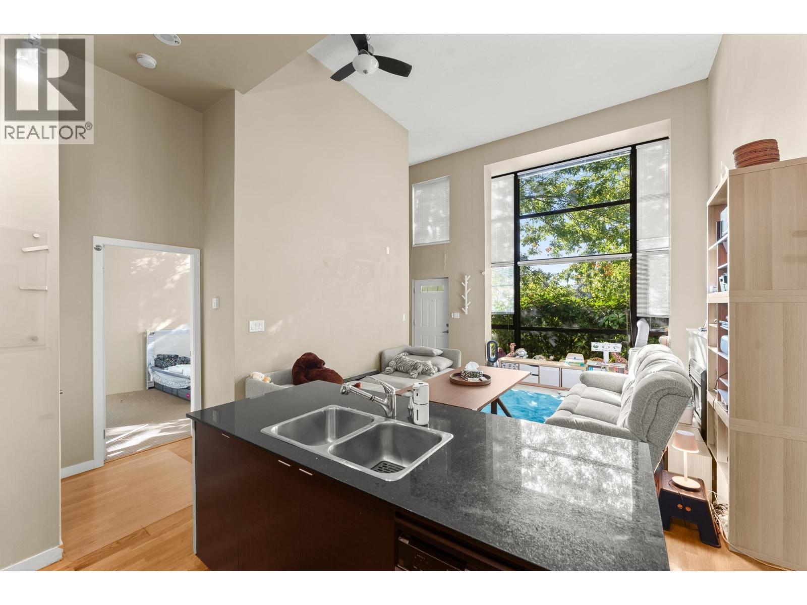 Th6 4182 Dawson Street, Burnaby, British Columbia  V5C 4B1 - Photo 10 - R3168482