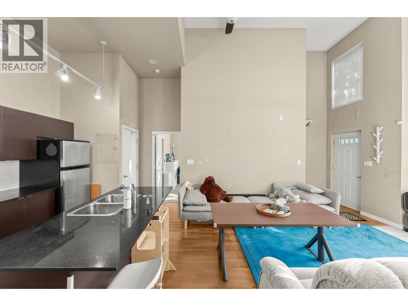 Th6 4182 Dawson Street, Burnaby, British Columbia  V5C 4B1 - Photo 11 - R3168482