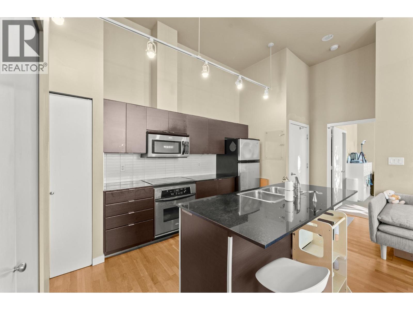 Th6 4182 Dawson Street, Burnaby, British Columbia  V5C 4B1 - Photo 12 - R3168482