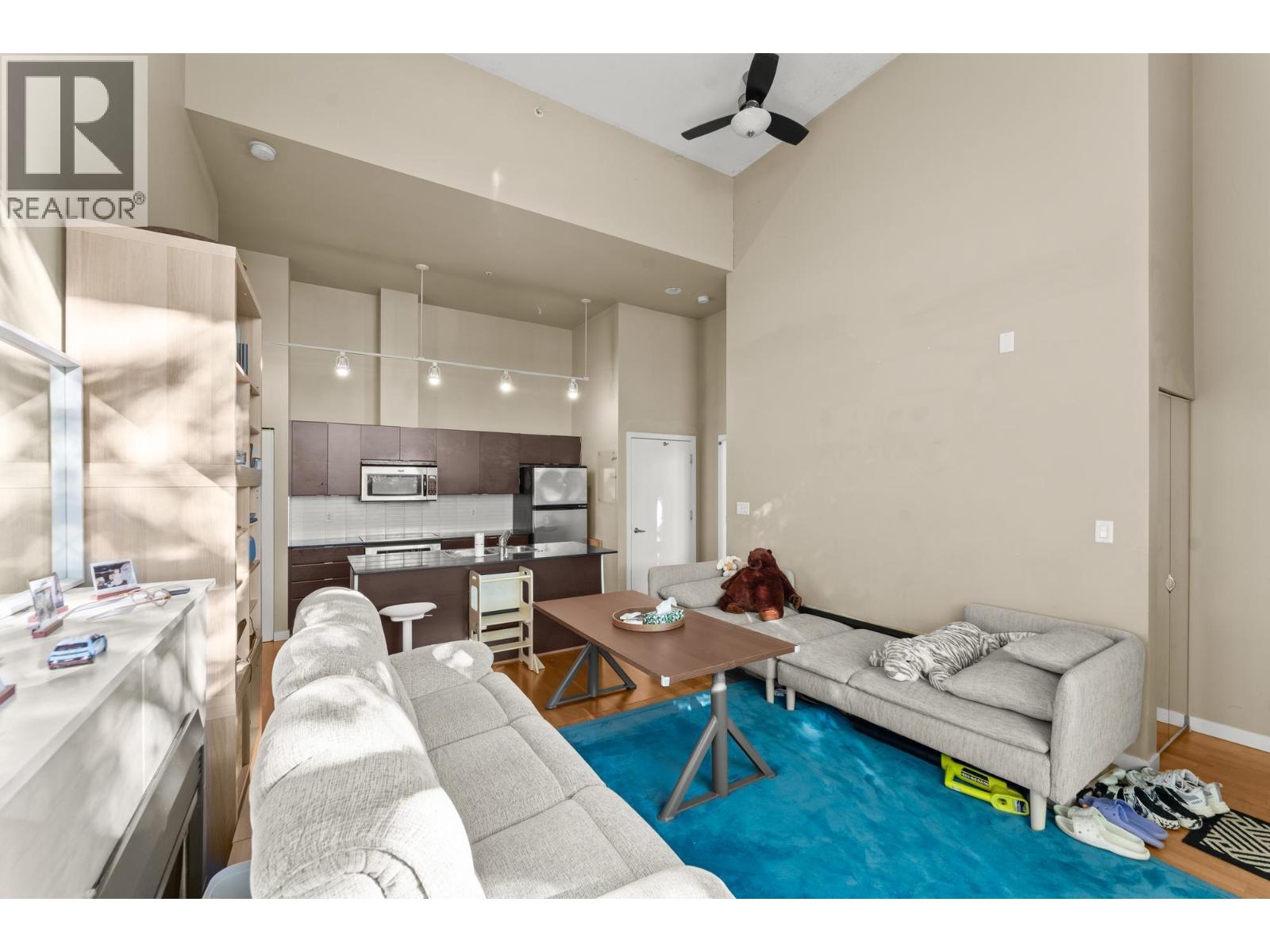 Th6 4182 Dawson Street, Burnaby, British Columbia  V5C 4B1 - Photo 9 - R3168482