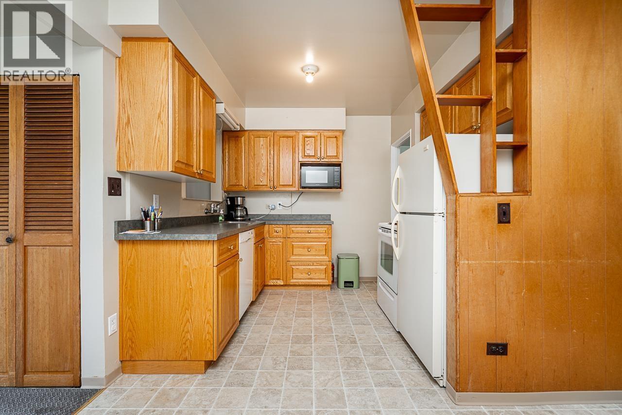 904 First Street, New Westminster, British Columbia  V3L 2J2 - Photo 5 - R3168555