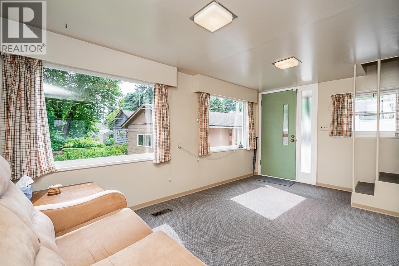 904 First Street, New Westminster, British Columbia  V3L 2J2 - Photo 8 - R3168555