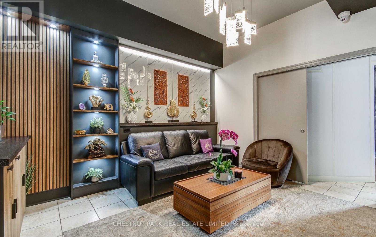 3 - 885 Lakeshore Road E, Mississauga, Ontario  L5E 1E2 - Photo 25 - W13816644