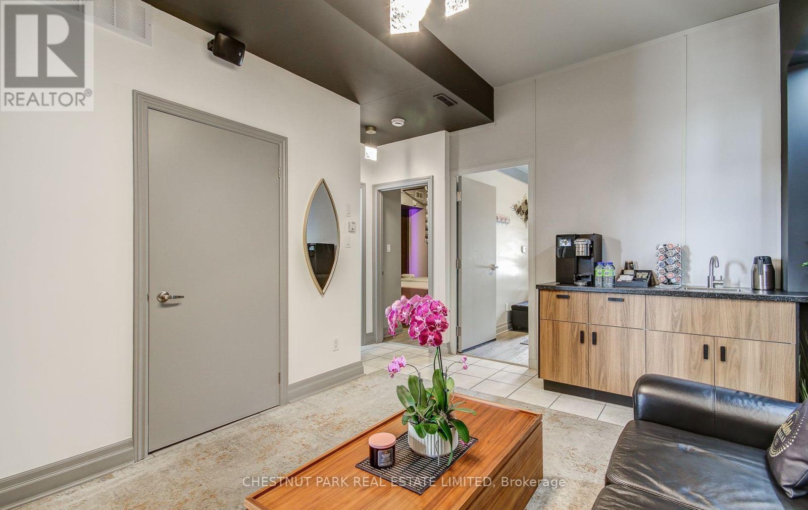 3 - 885 Lakeshore Road E, Mississauga, Ontario  L5E 1E2 - Photo 28 - W13816644