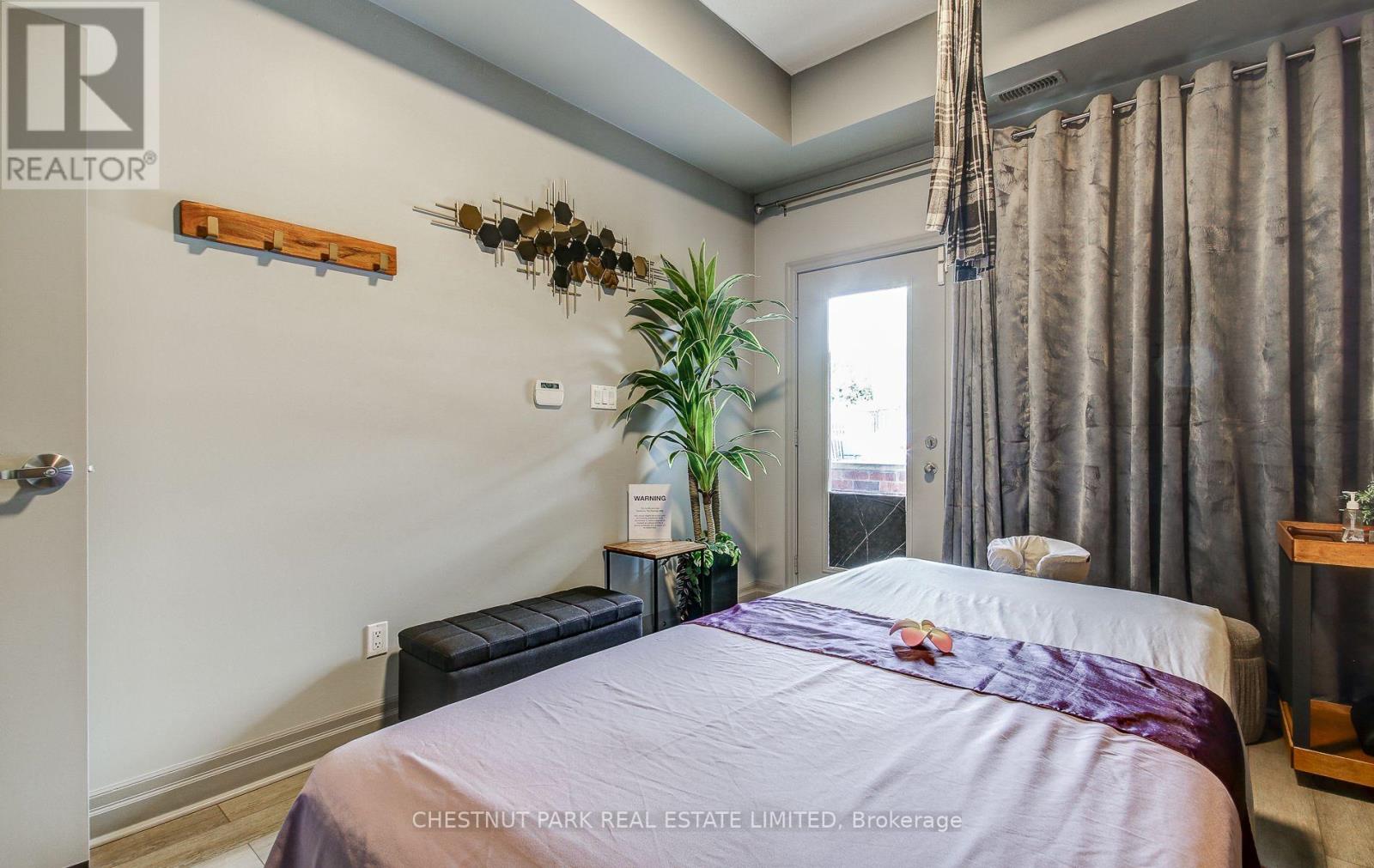 3 - 885 Lakeshore Road E, Mississauga, Ontario  L5E 1E2 - Photo 31 - W13816644