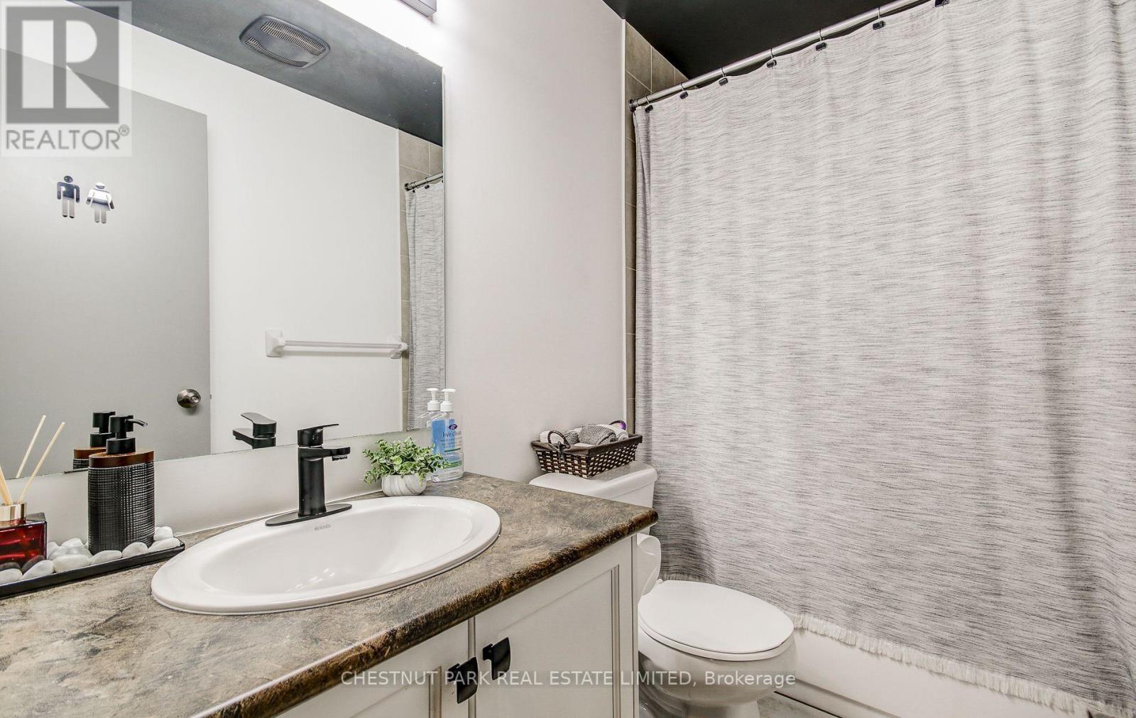 3 - 885 Lakeshore Road E, Mississauga, Ontario  L5E 1E2 - Photo 37 - W13816644