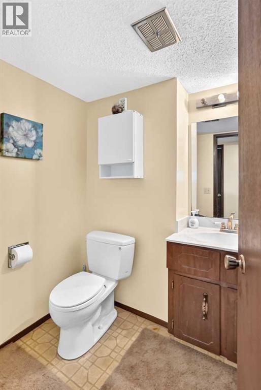 11 Rundlemere Place Ne, Calgary, Alberta  T1Y 3K4 - Photo 32 - A2337347