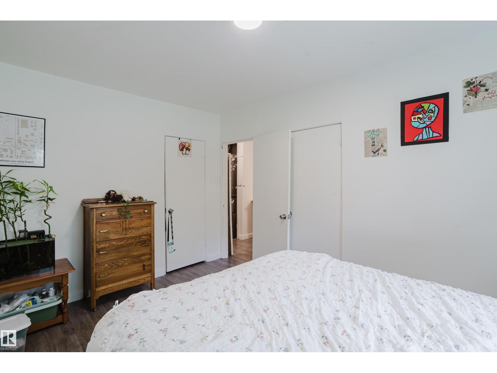 11134 11138 116 ST NW