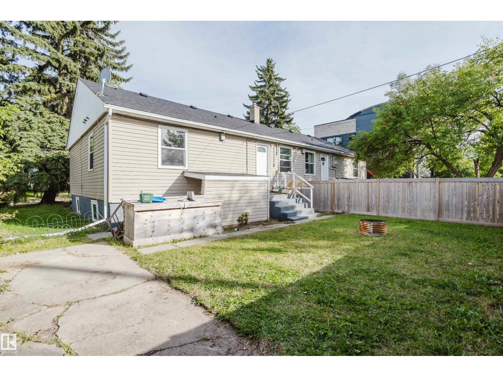 11134 11138 116 ST NW