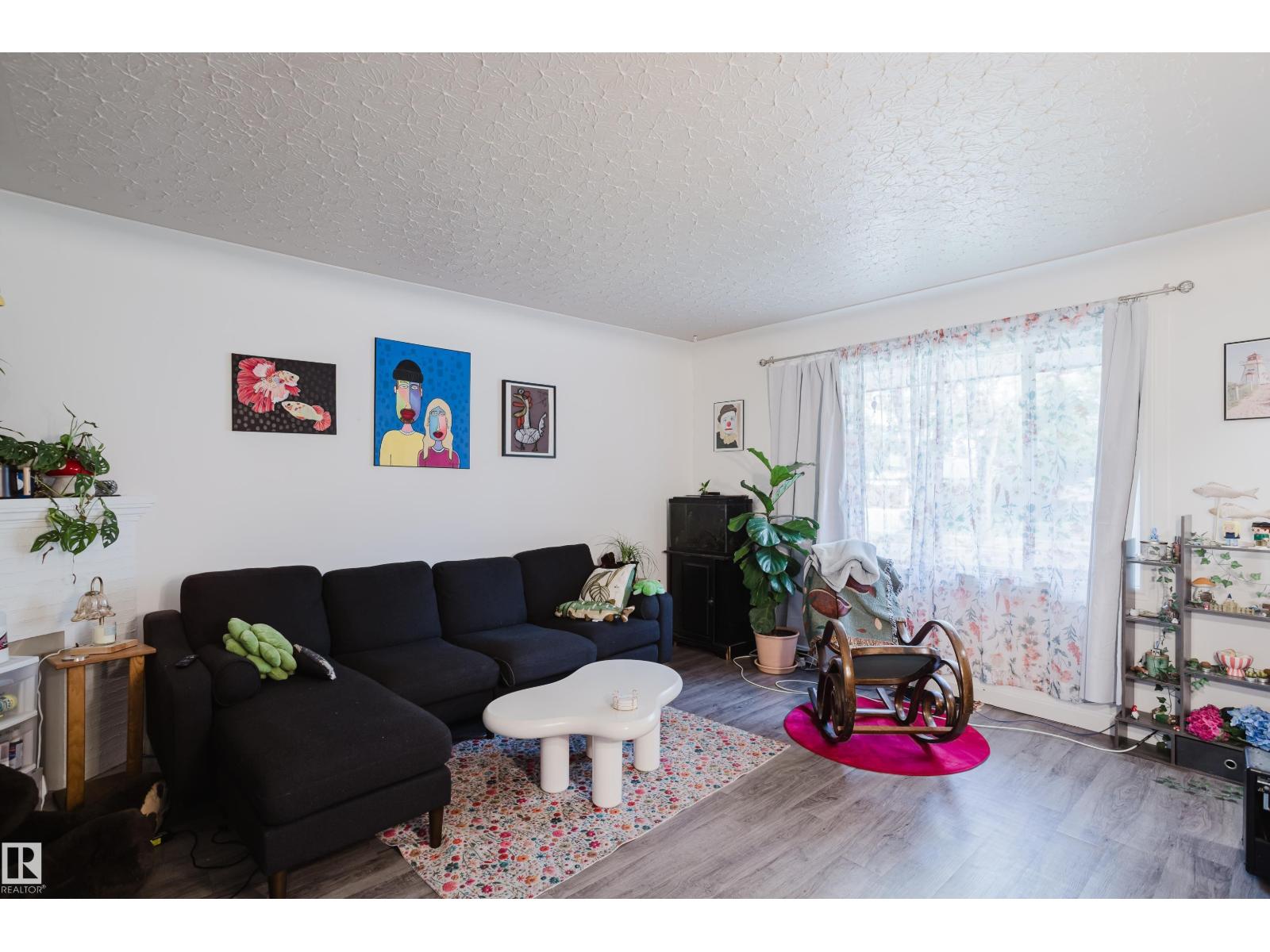 11134 11138 116 ST NW