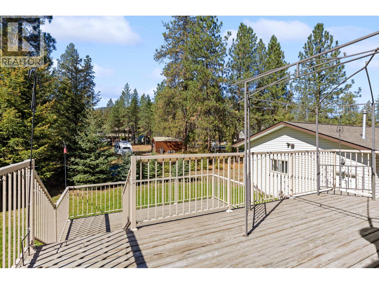 1261 Main Street, Christina Lake, British Columbia  V0H 1E0 - Photo 27 - 10401673