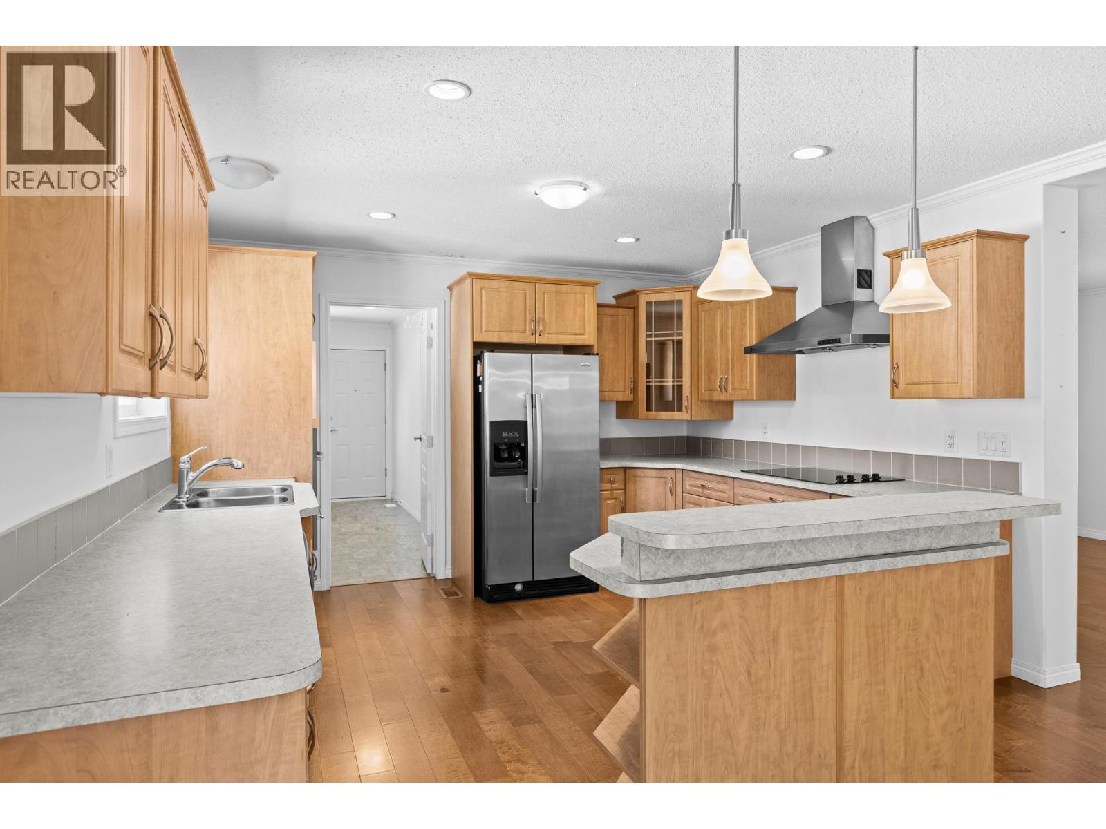 1261 Main Street, Christina Lake, British Columbia  V0H 1E0 - Photo 32 - 10401673