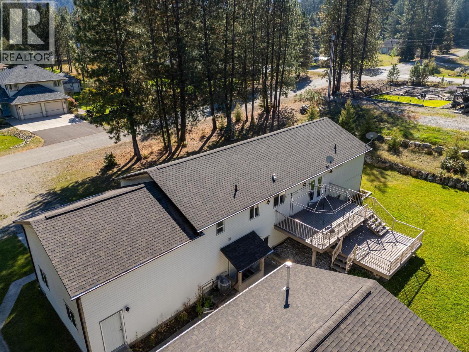 1261 Main Street, Christina Lake, British Columbia  V0H 1E0 - Photo 29 - 10401673