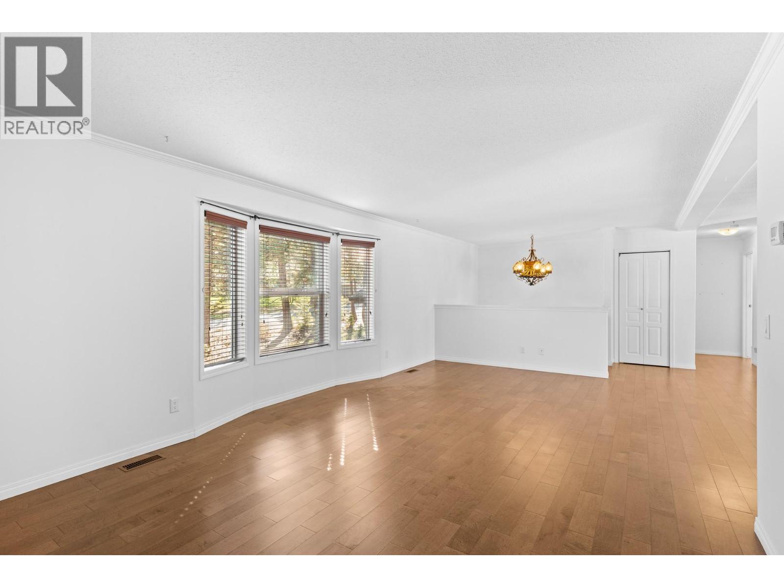 1261 Main Street, Christina Lake, British Columbia  V0H 1E0 - Photo 44 - 10401673
