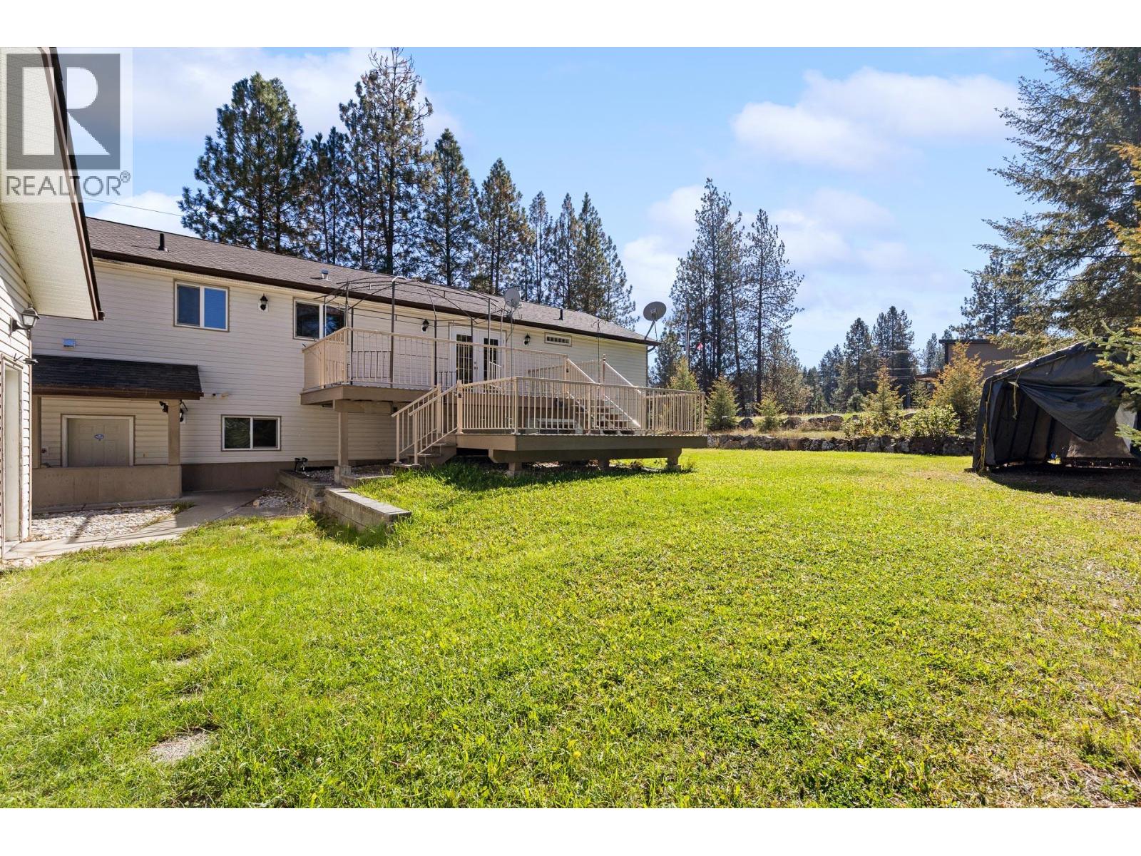 1261 Main Street, Christina Lake, British Columbia  V0H 1E0 - Photo 63 - 10401673