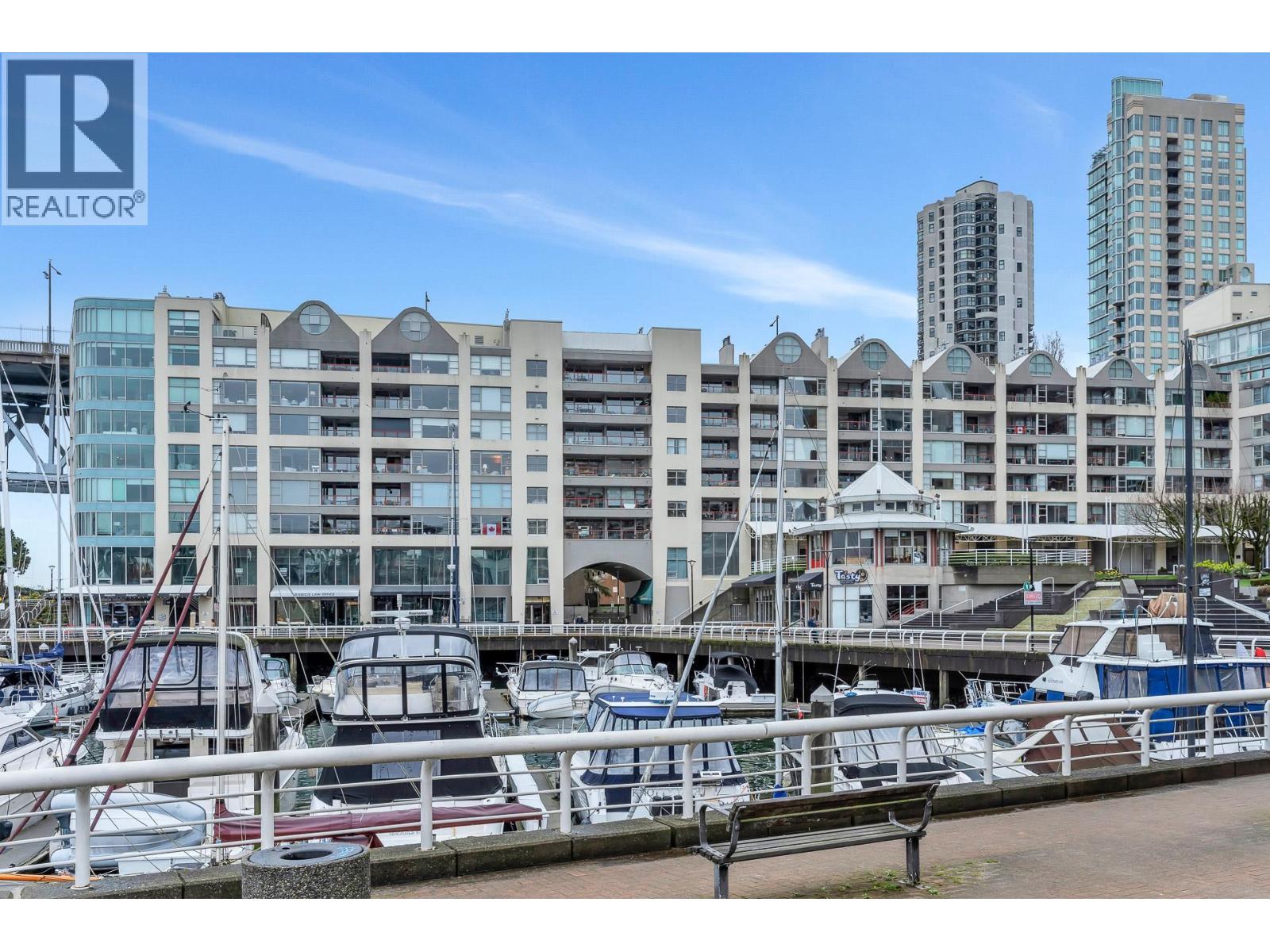 502 1012 Beach Avenue, Vancouver, British Columbia  V6E 1T7 - Photo 1 - R3139976