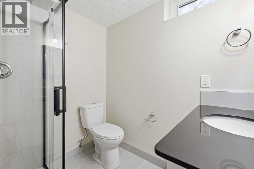327 94 Avenue SE photo 29