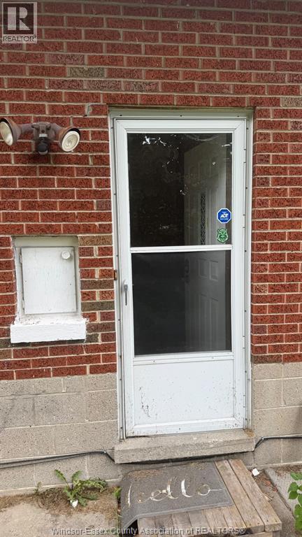 3580 Mckay Aven (Lower Unit), Windsor, Ontario  N9E 2R9 - Photo 2 - 26023338