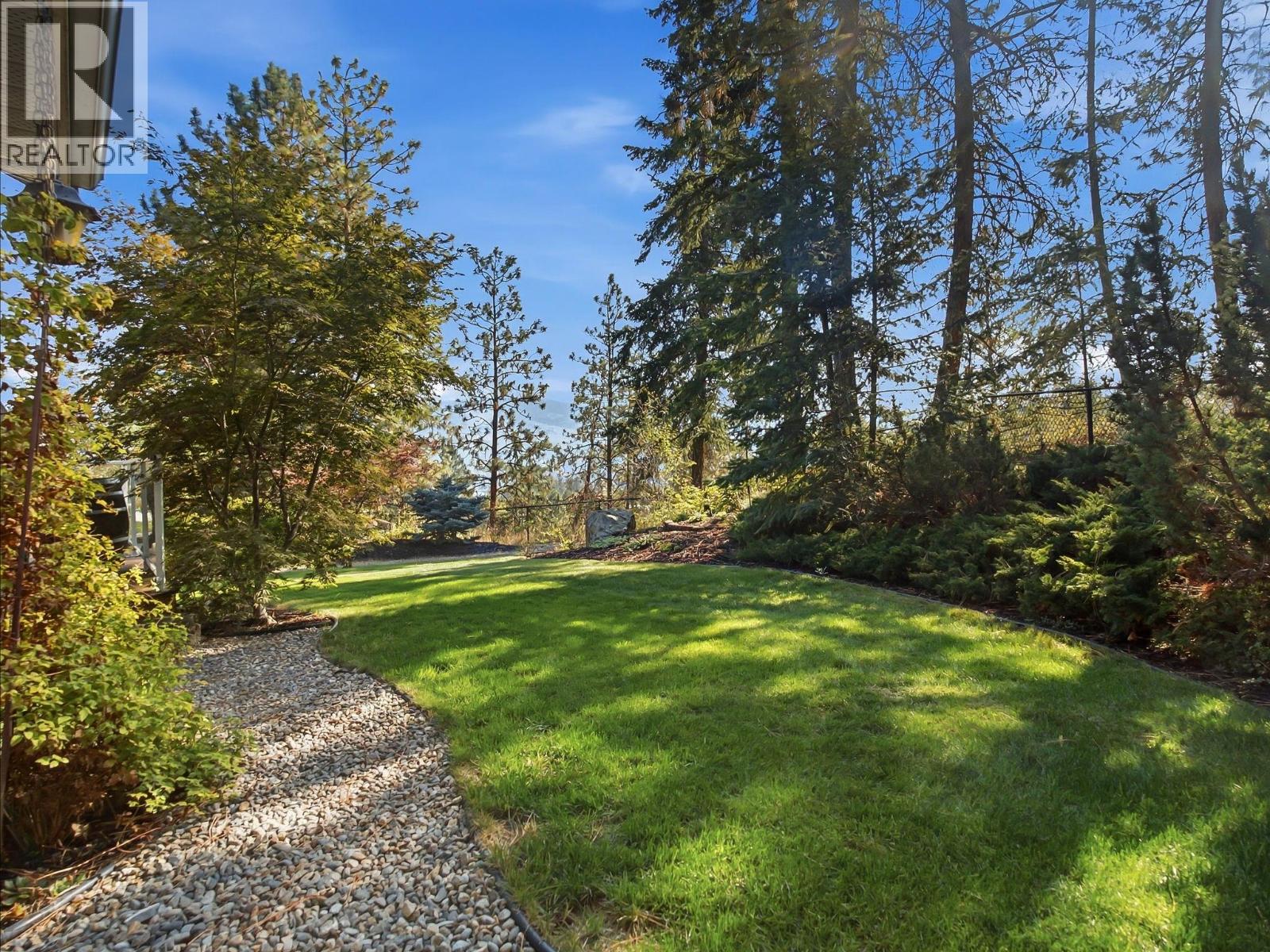 764 Cassiar Place, Kelowna, British Columbia  V1V 1M6 - Photo 31 - 10401609