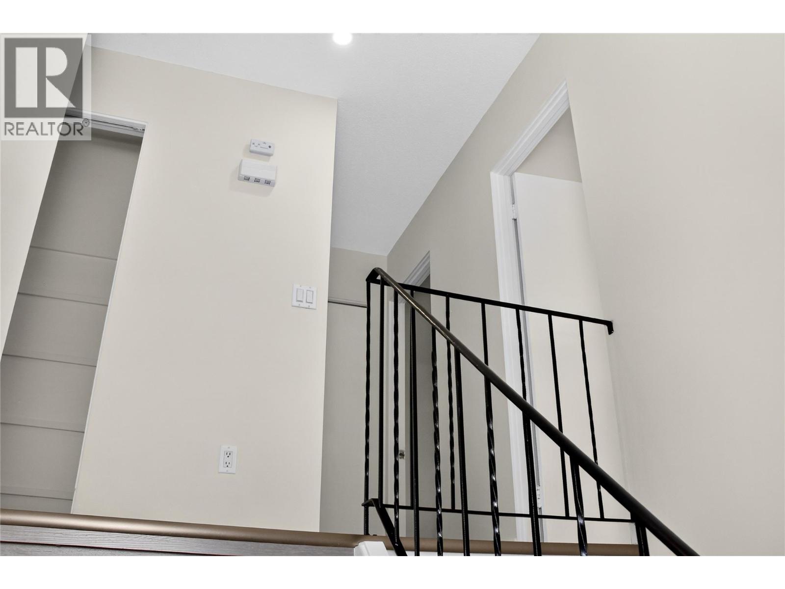 800 Valhalla Drive Unit# 100, Kamloops, British Columbia  V2B 1R8 - Photo 30 - 10401598