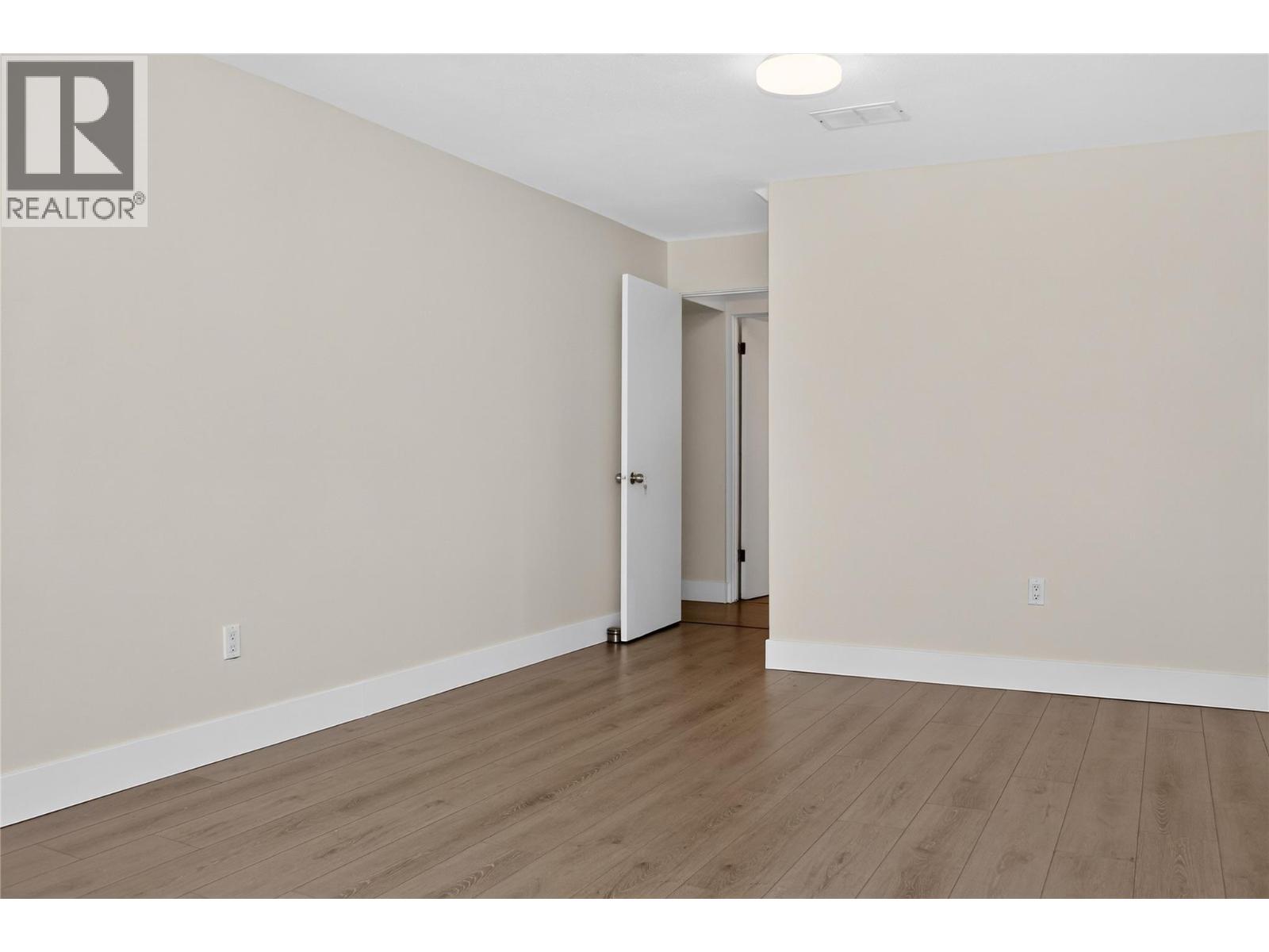 800 Valhalla Drive Unit# 100, Kamloops, British Columbia  V2B 1R8 - Photo 34 - 10401598