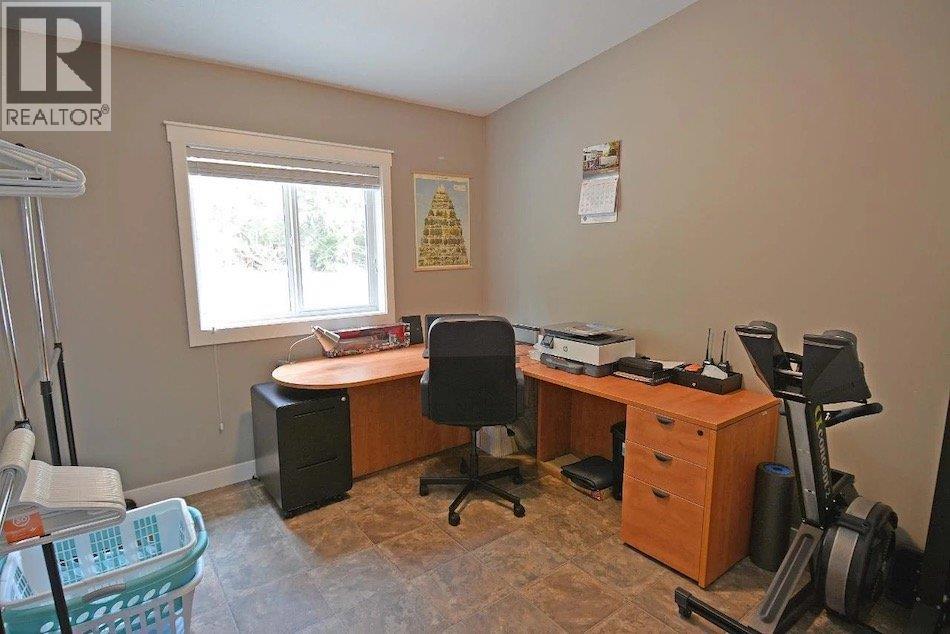 6142 Highway 3a Highway, Nelson, British Columbia  V1L 6P5 - Photo 18 - 10378126