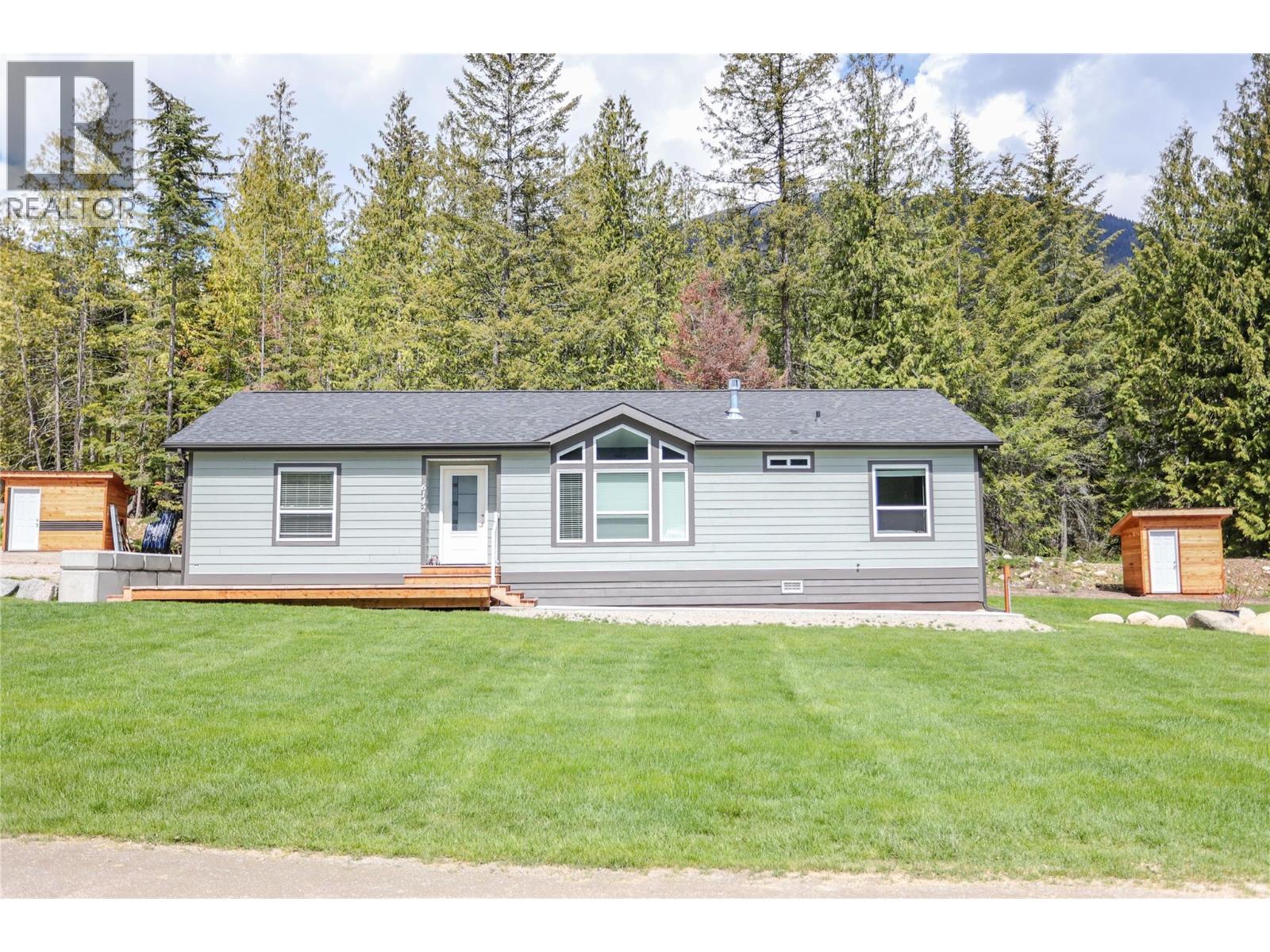 6142 Highway 3a Highway, Nelson, British Columbia  V1L 6P5 - Photo 7 - 10378126