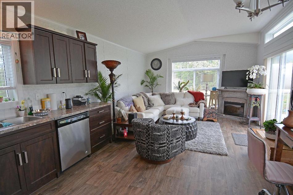 6142 Highway 3a Highway, Nelson, British Columbia  V1L 6P5 - Photo 25 - 10378126