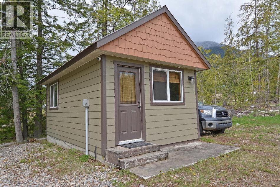6142 Highway 3a Highway, Nelson, British Columbia  V1L 6P5 - Photo 51 - 10378126