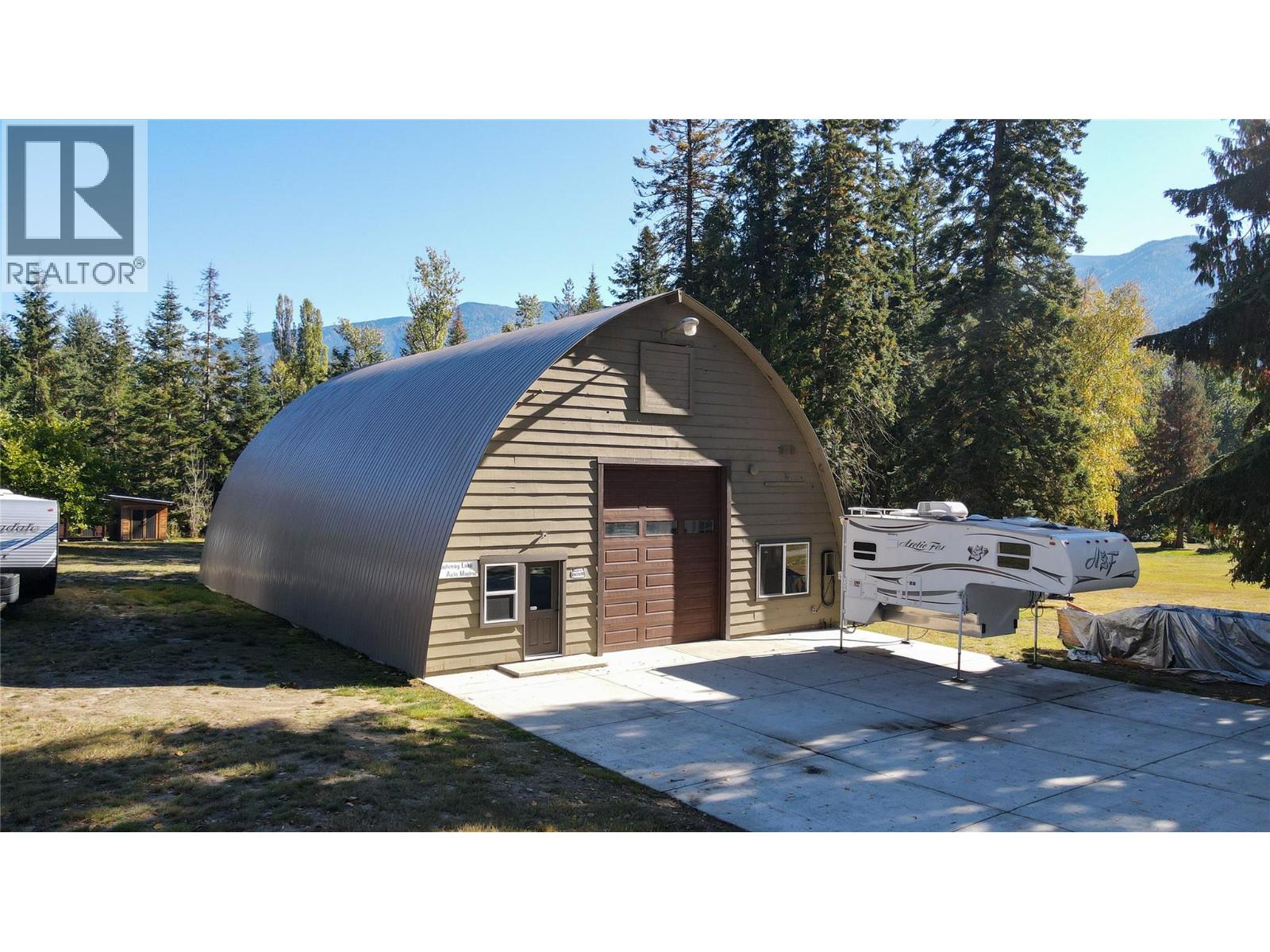6142 Highway 3a Highway, Nelson, British Columbia  V1L 6P5 - Photo 35 - 10378126