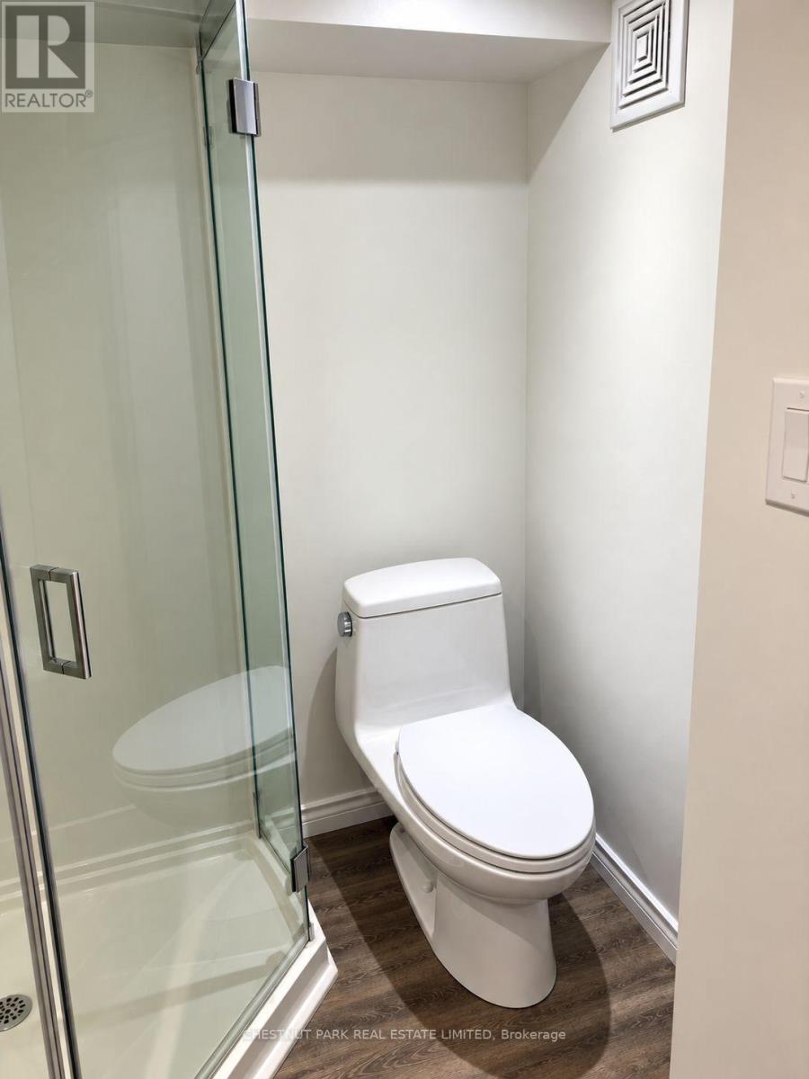 26 Strathgowan Avenue, Toronto (Lawrence Park South), Ontario  M4N 1B9 - Photo 11 - C13816674