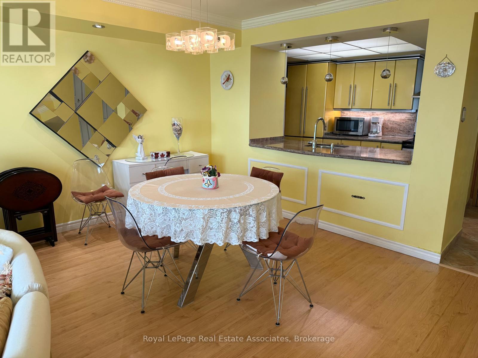3111 - 77 Harbour Square, Toronto (Waterfront Communities), Ontario  M5J 2S2 - Photo 17 - C13816708
