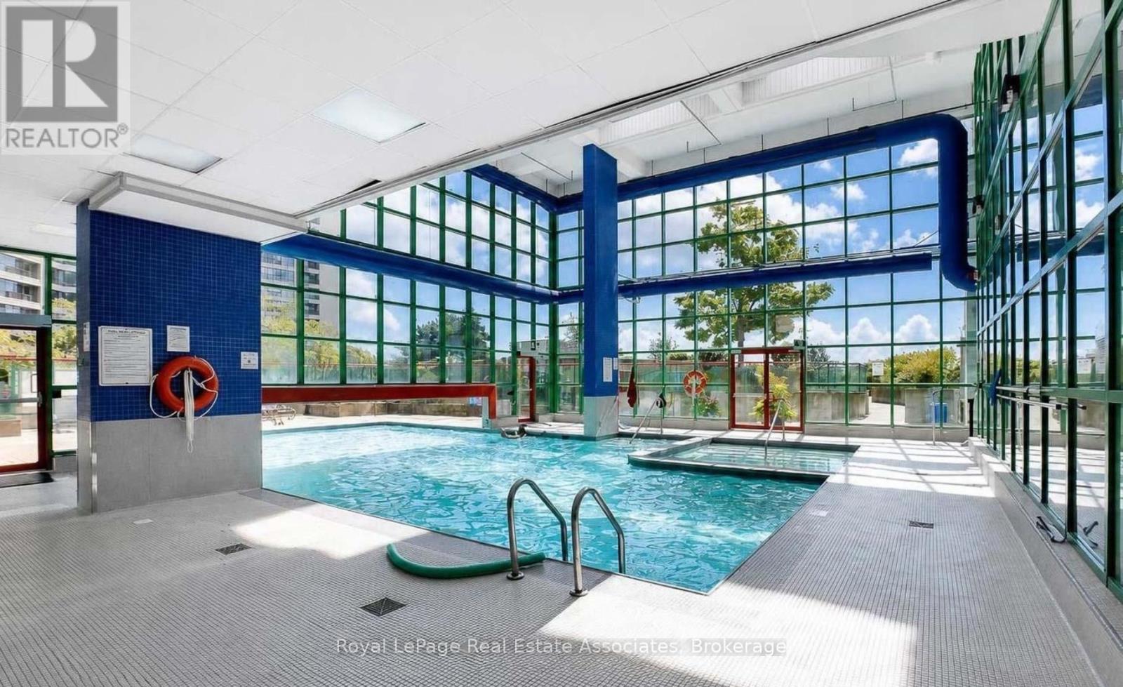 3111 - 77 Harbour Square, Toronto (Waterfront Communities), Ontario  M5J 2S2 - Photo 25 - C13816708