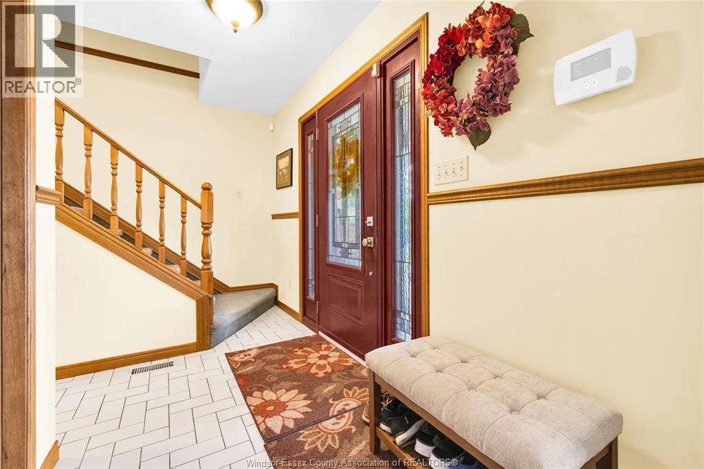 219 Hyde Park, River Canard, Ontario  N9V 3R3 - Photo 7 - 26023326