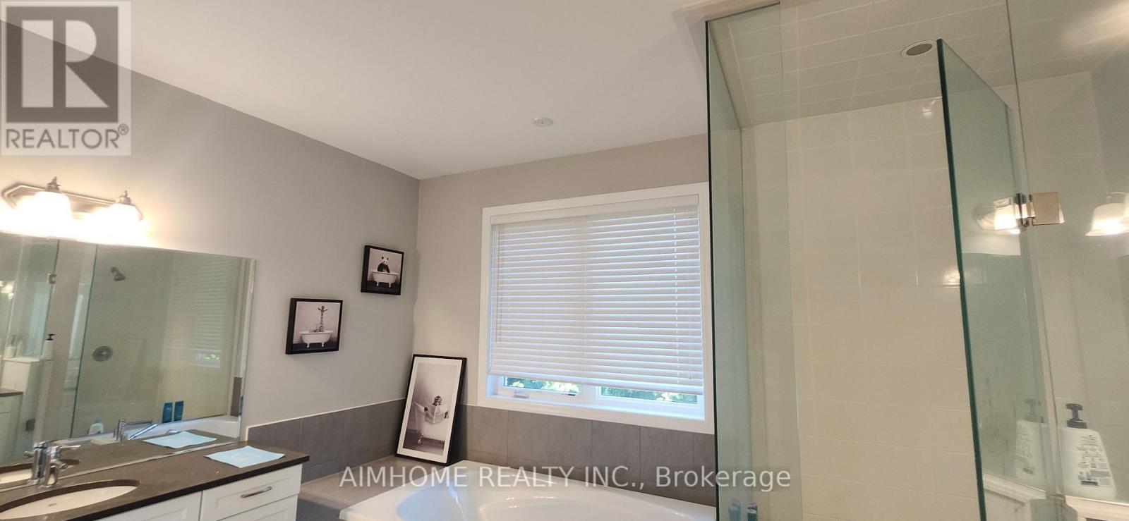 58 MAJOR CRESCENT, Aurora, Ontario