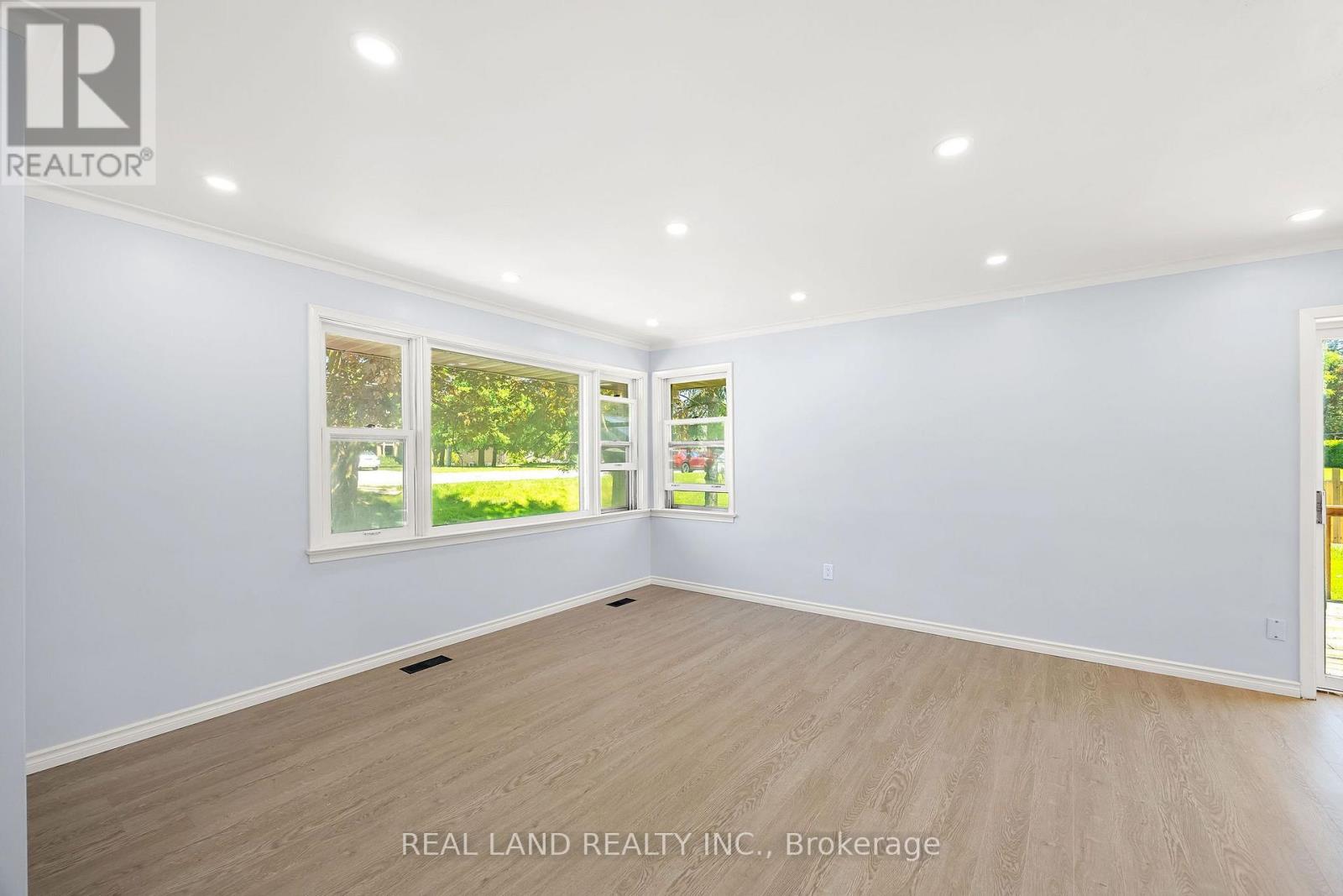 1753 Mt Albert Road, East Gwillimbury, Ontario  L0G 1V0 - Photo 6 - N13816706