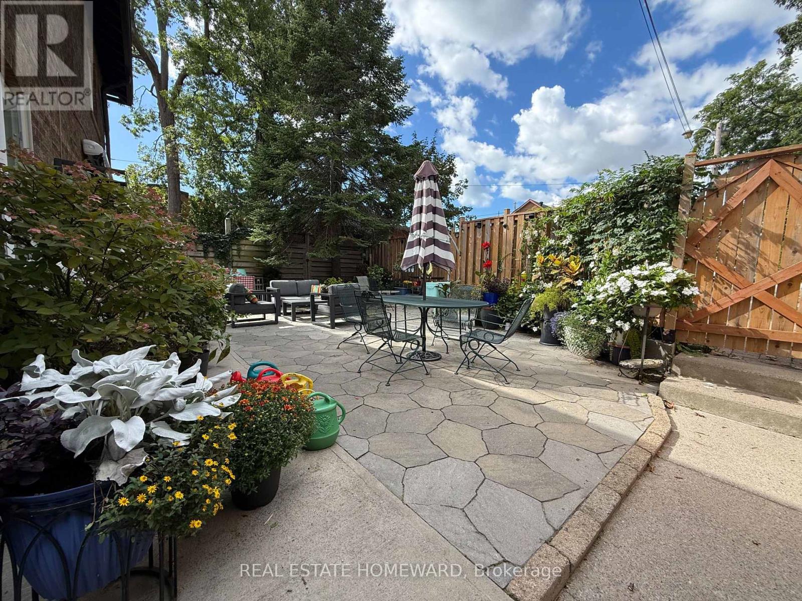 128 Glen Manor Drive, Toronto, Ontario  M4E 2X6 - Photo 35 - E13583970