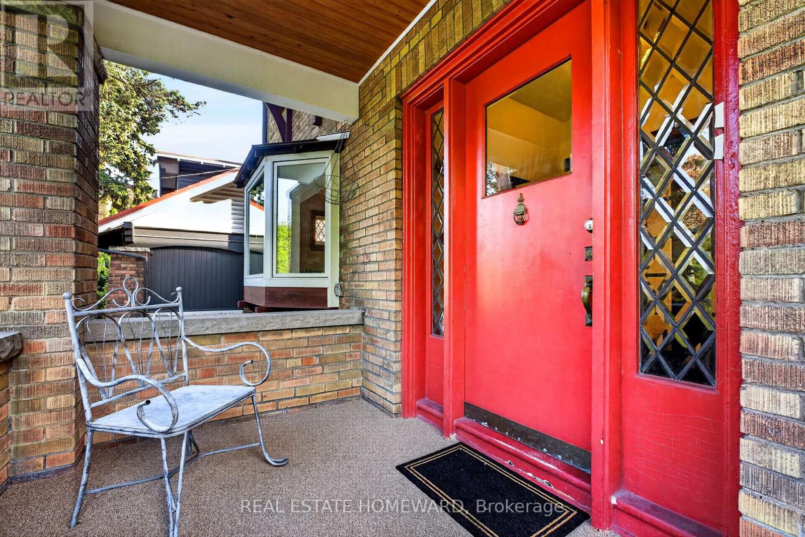 128 Glen Manor Drive, Toronto, Ontario  M4E 2X6 - Photo 7 - E13583970