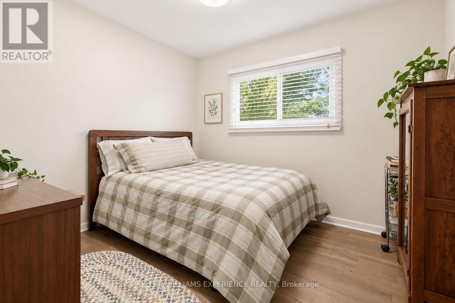 11 Barbara Avenue, Oro-Medonte, Ontario  L0L 2E0 - Photo 21 - S13816610
