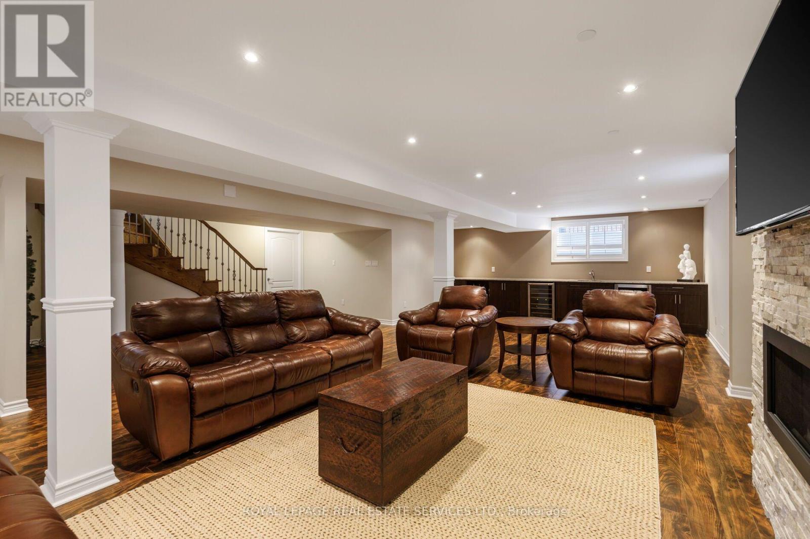 2424 Tesla Crescent, Oakville, Ontario  L6H 7T6 - Photo 27 - W13816668