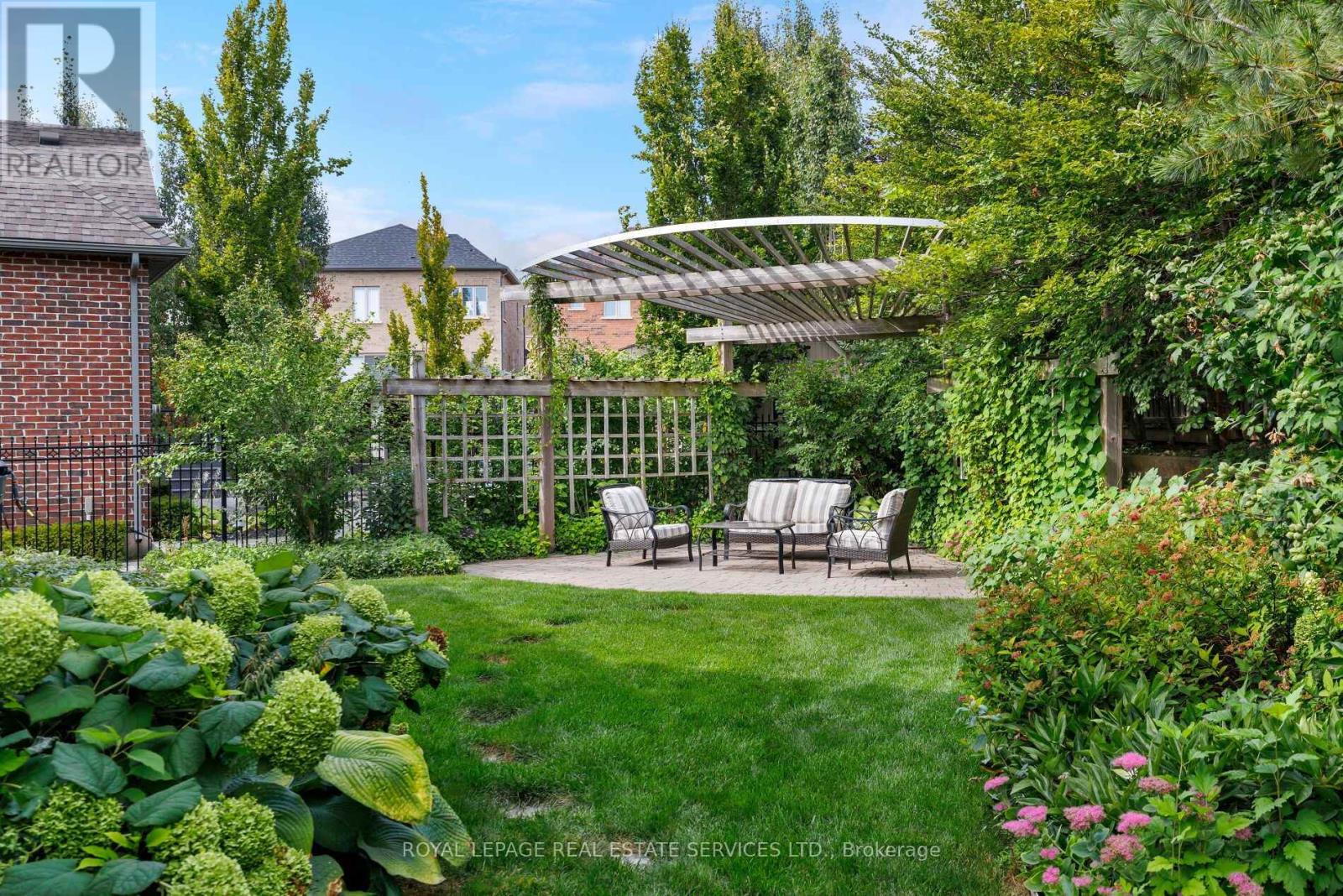 2424 Tesla Crescent, Oakville, Ontario  L6H 7T6 - Photo 35 - W13816668