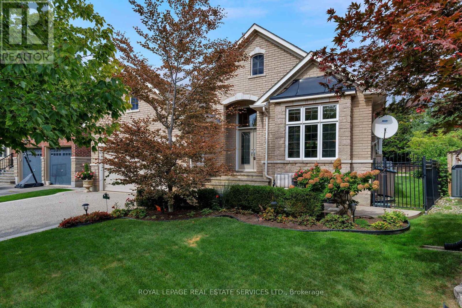 2424 Tesla Crescent, Oakville, Ontario  L6H 7T6 - Photo 37 - W13816668