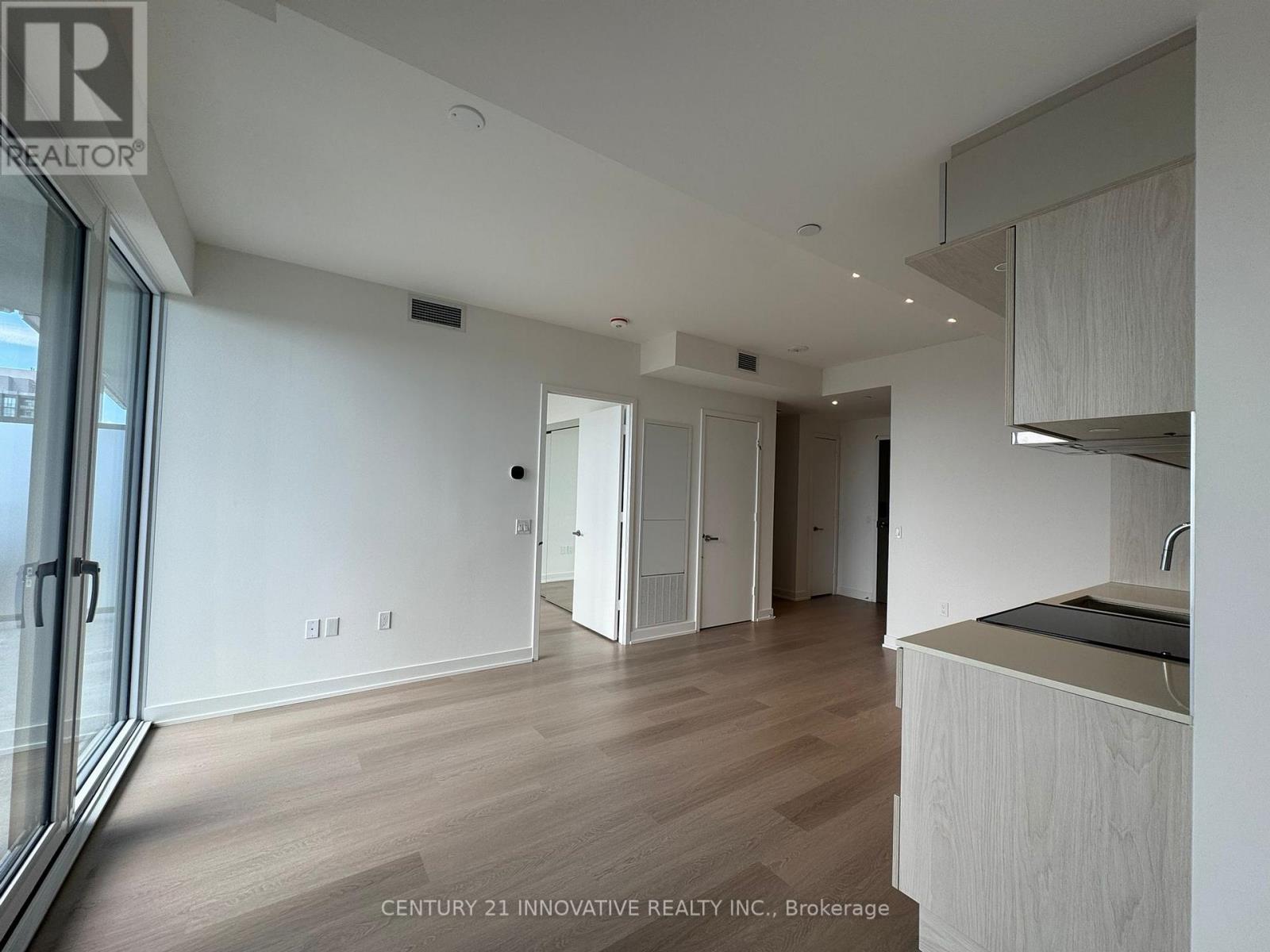 4009 - 448 Burnhamthorpe Road W, Mississauga, Ontario  L5B 0R4 - Photo 3 - W13816698